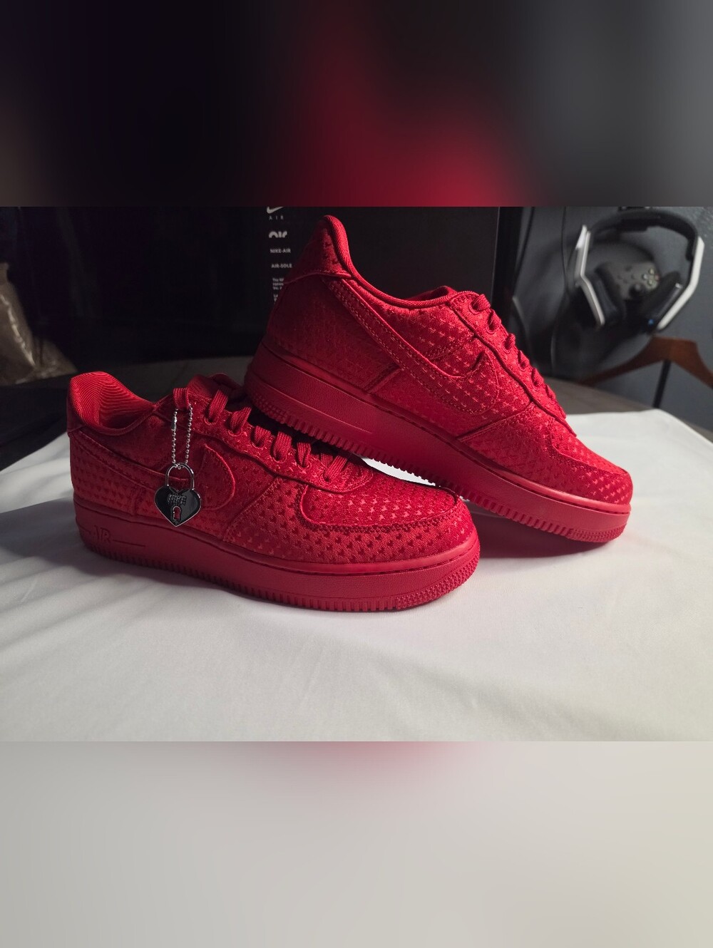 Nike Women's Air Force 1 Low "Valentine's Day